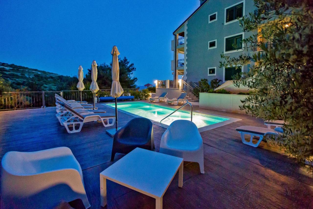 Island Hvar Seaside Villa Levanda With Beach, Pool & Seaview Hvar Town Exterior foto