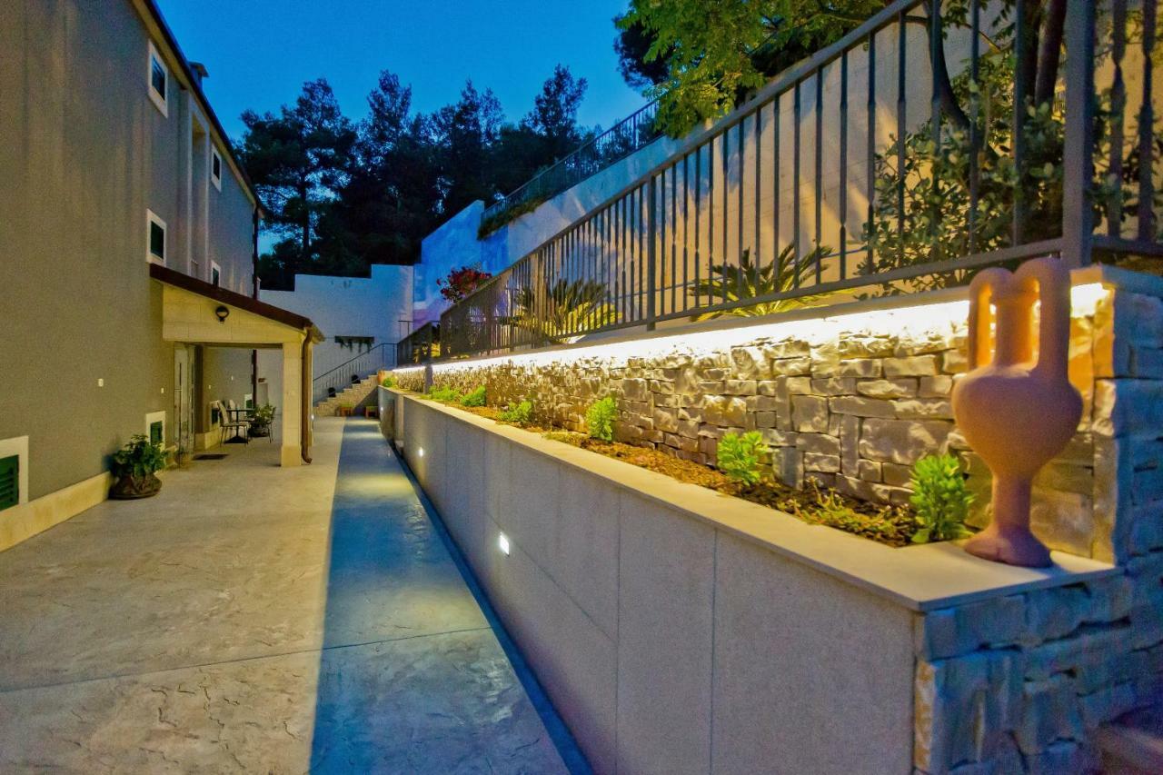 Island Hvar Seaside Villa Levanda With Beach, Pool & Seaview Hvar Town Exterior foto