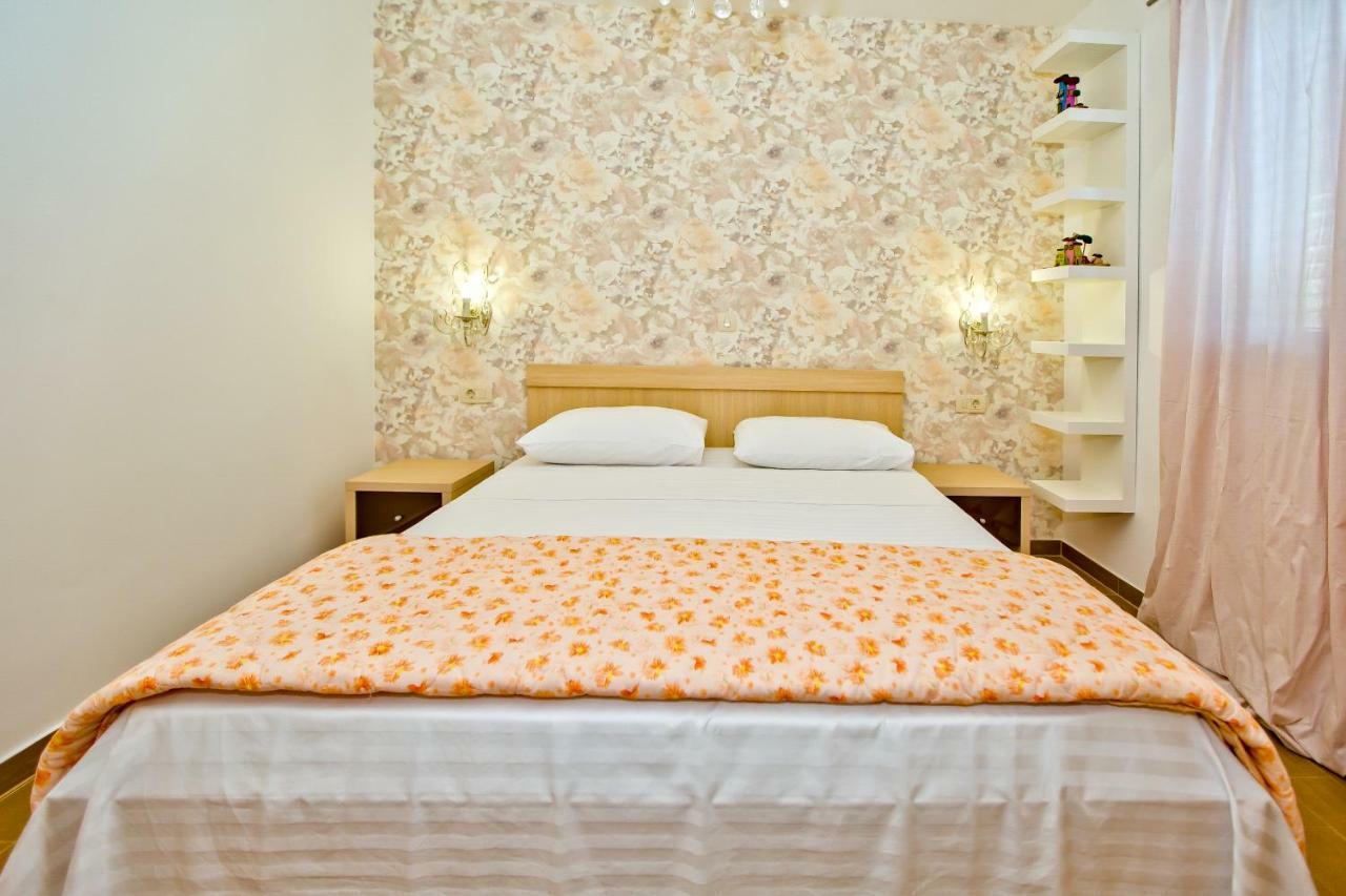 Island Hvar Seaside Villa Levanda With Beach, Pool & Seaview Hvar Town Exterior foto