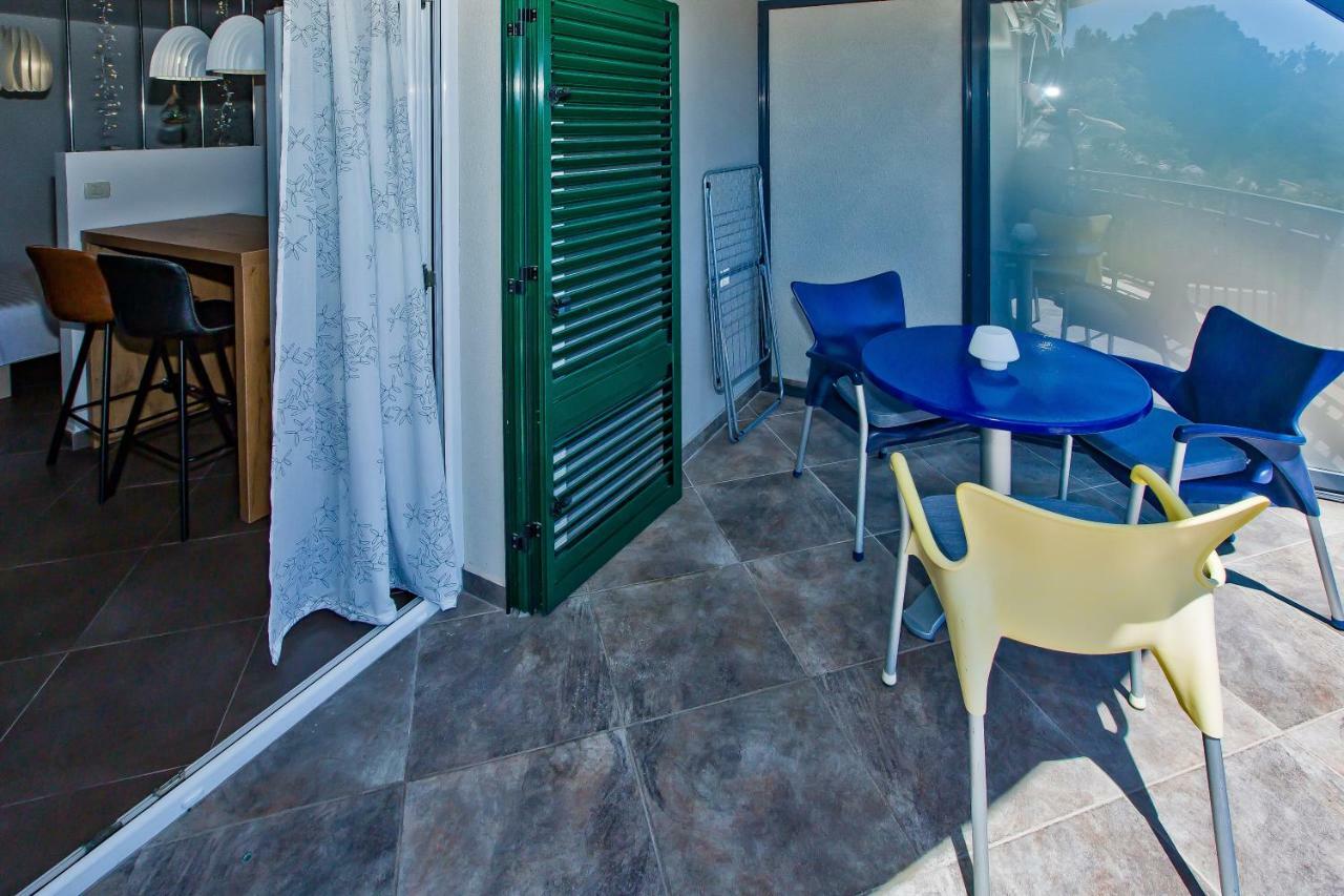 Island Hvar Seaside Villa Levanda With Beach, Pool & Seaview Hvar Town Exterior foto